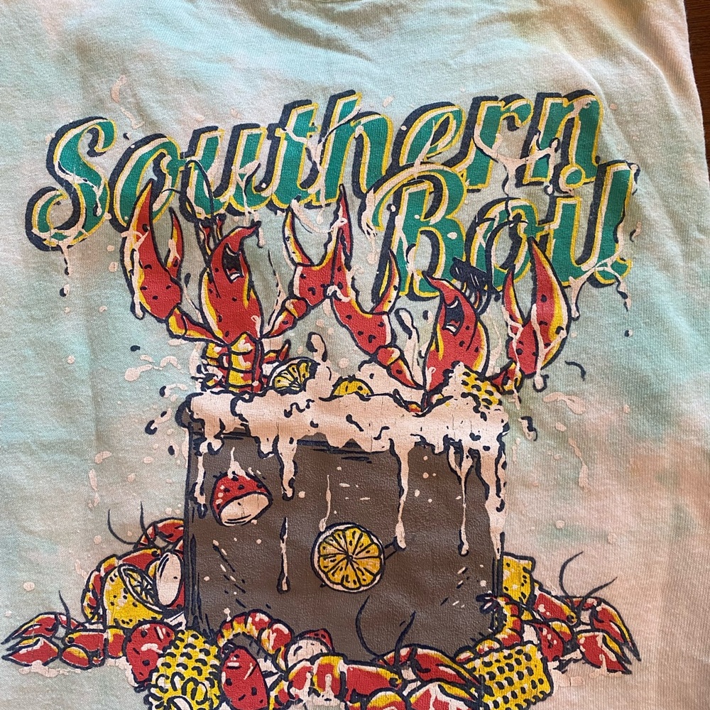Cajun Shrimp Boil T-Shirt. Men’s Medium, LIKE NEW condition. Tie-Die ish green.